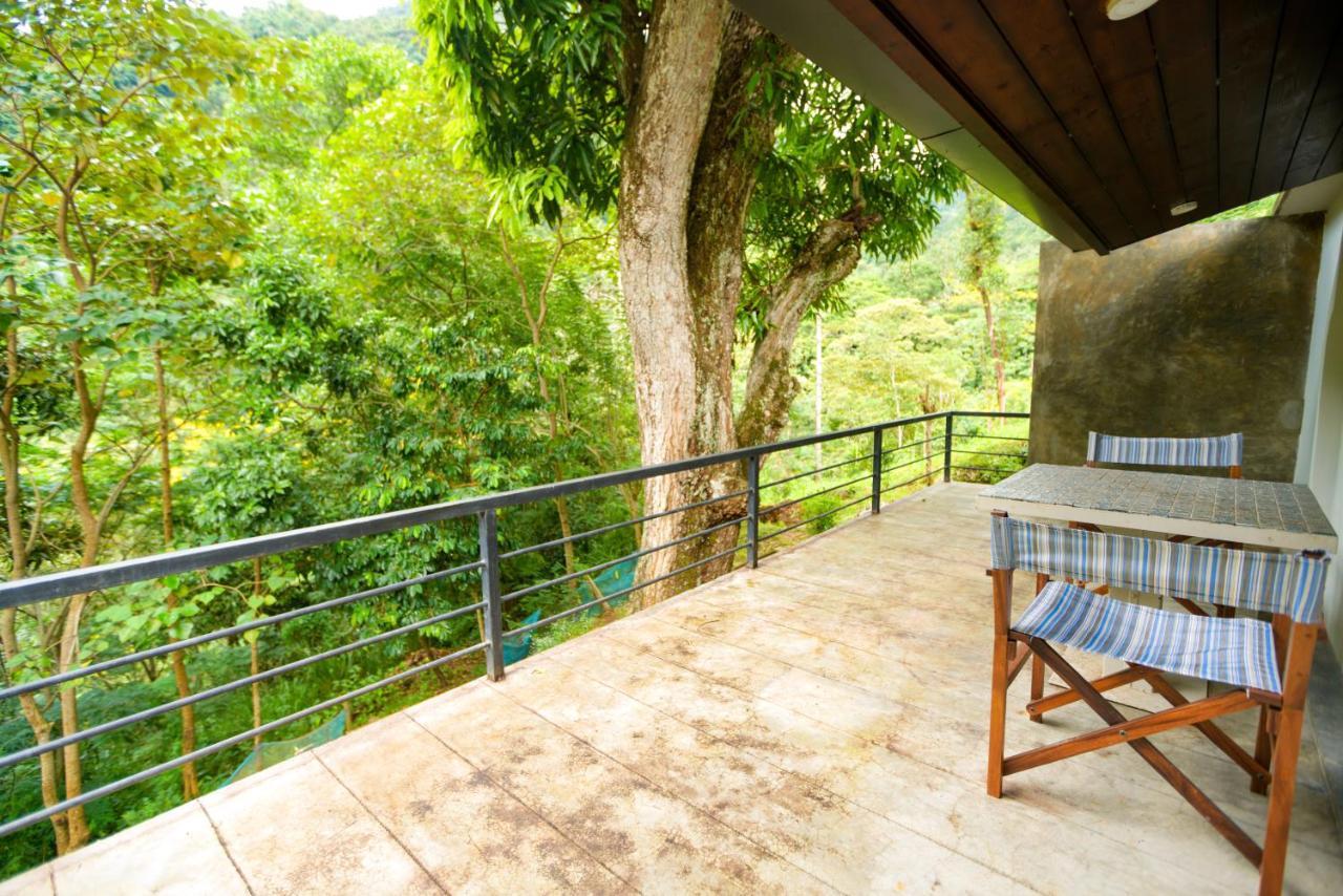 Villa Le Maas Tota Koslanda Exteriör bild
